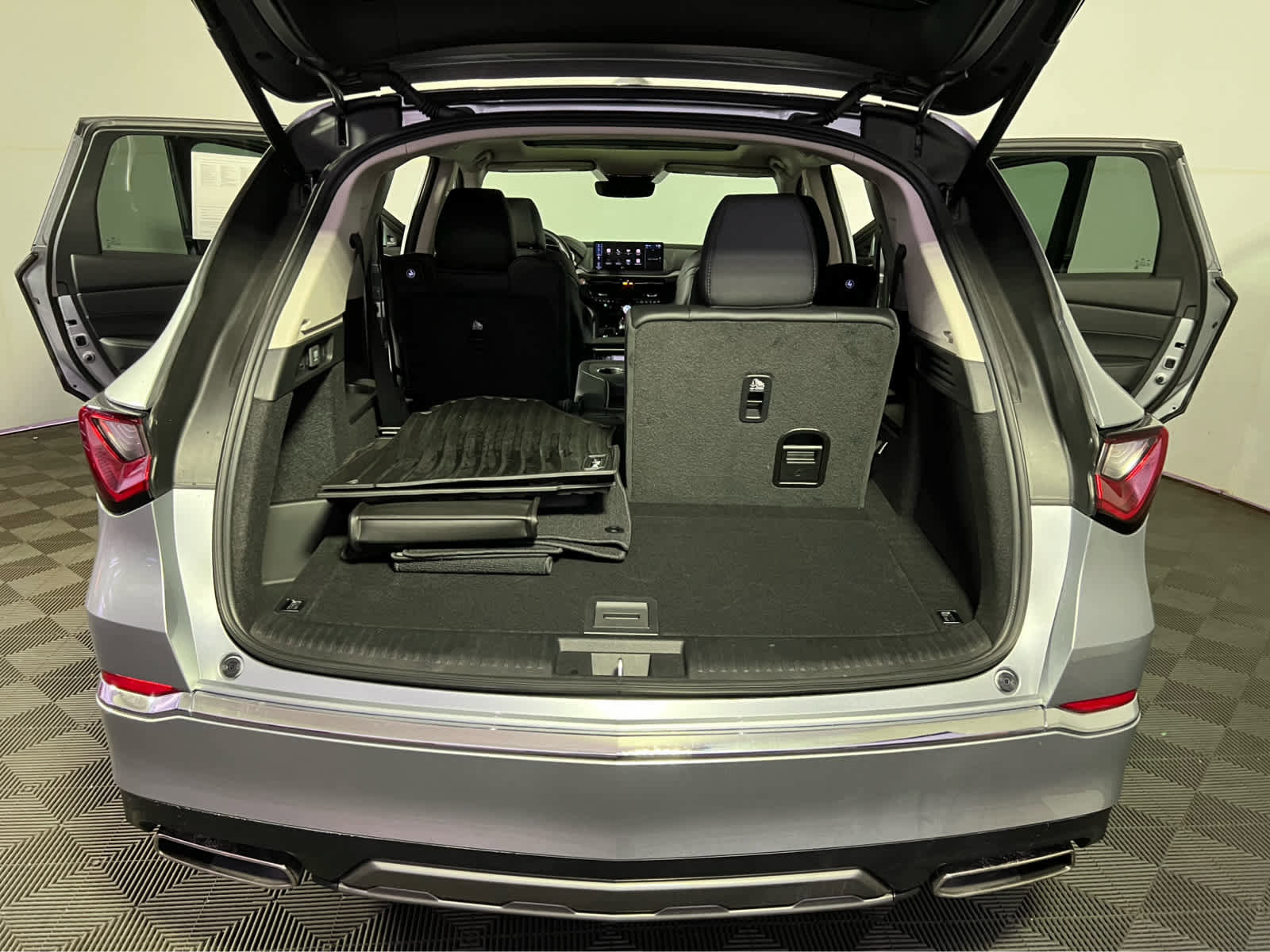 Used 2026 Acura MDX SH-AWD image 27