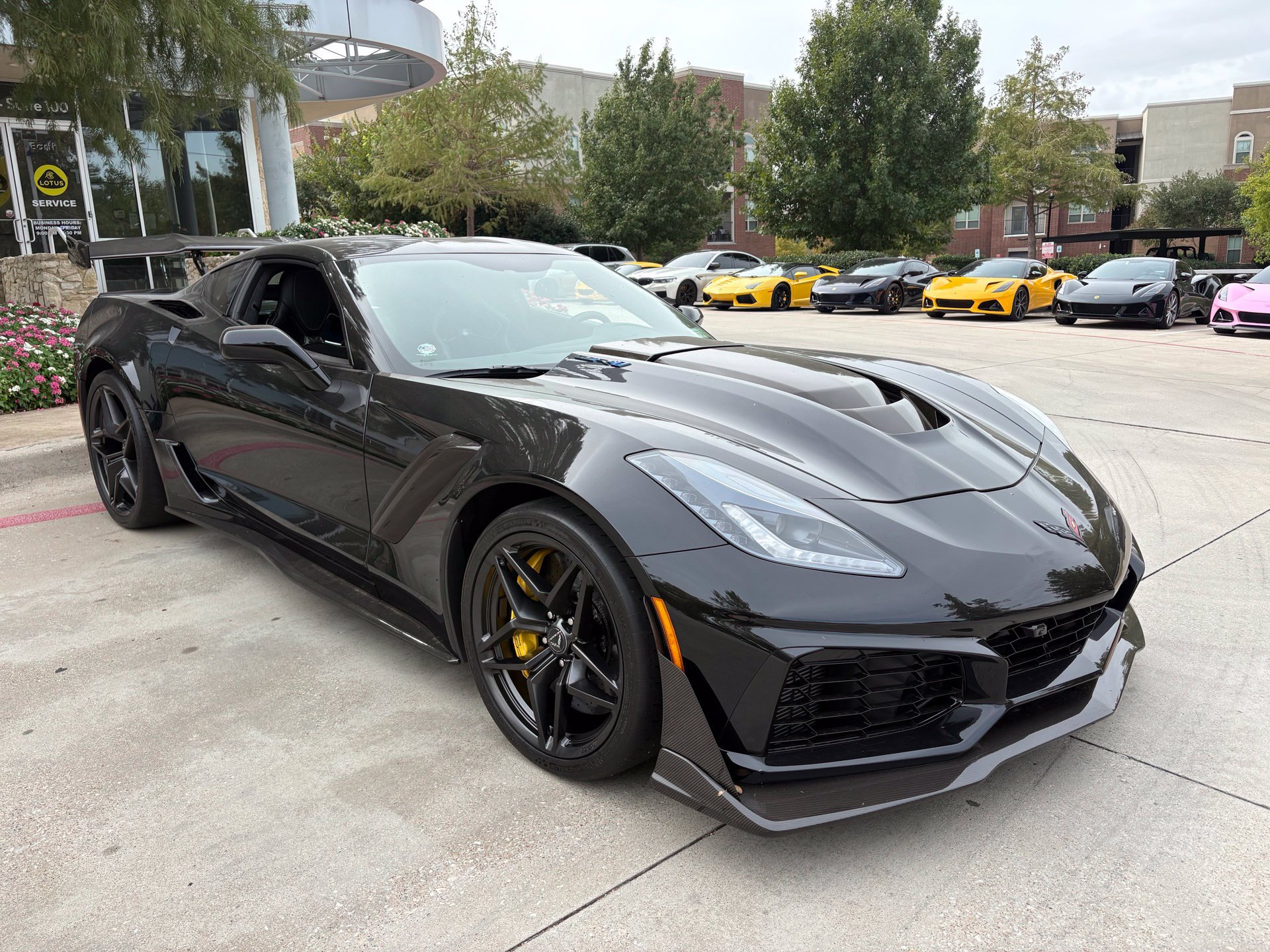 Used 2019 Chevrolet Corvette ZR1 RWD image 3