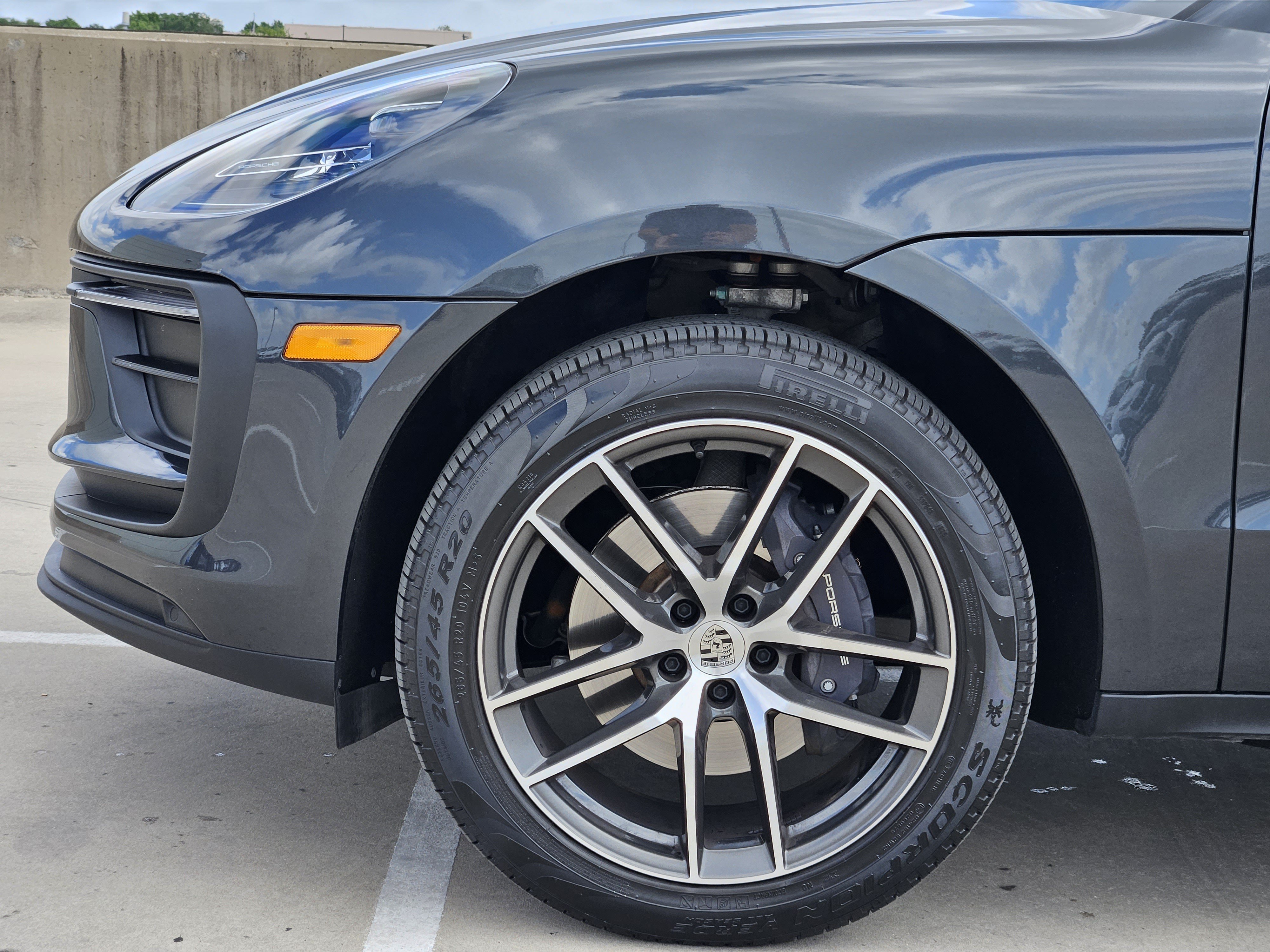 Certified 2026 Porsche Macan AWD/4WD image 13