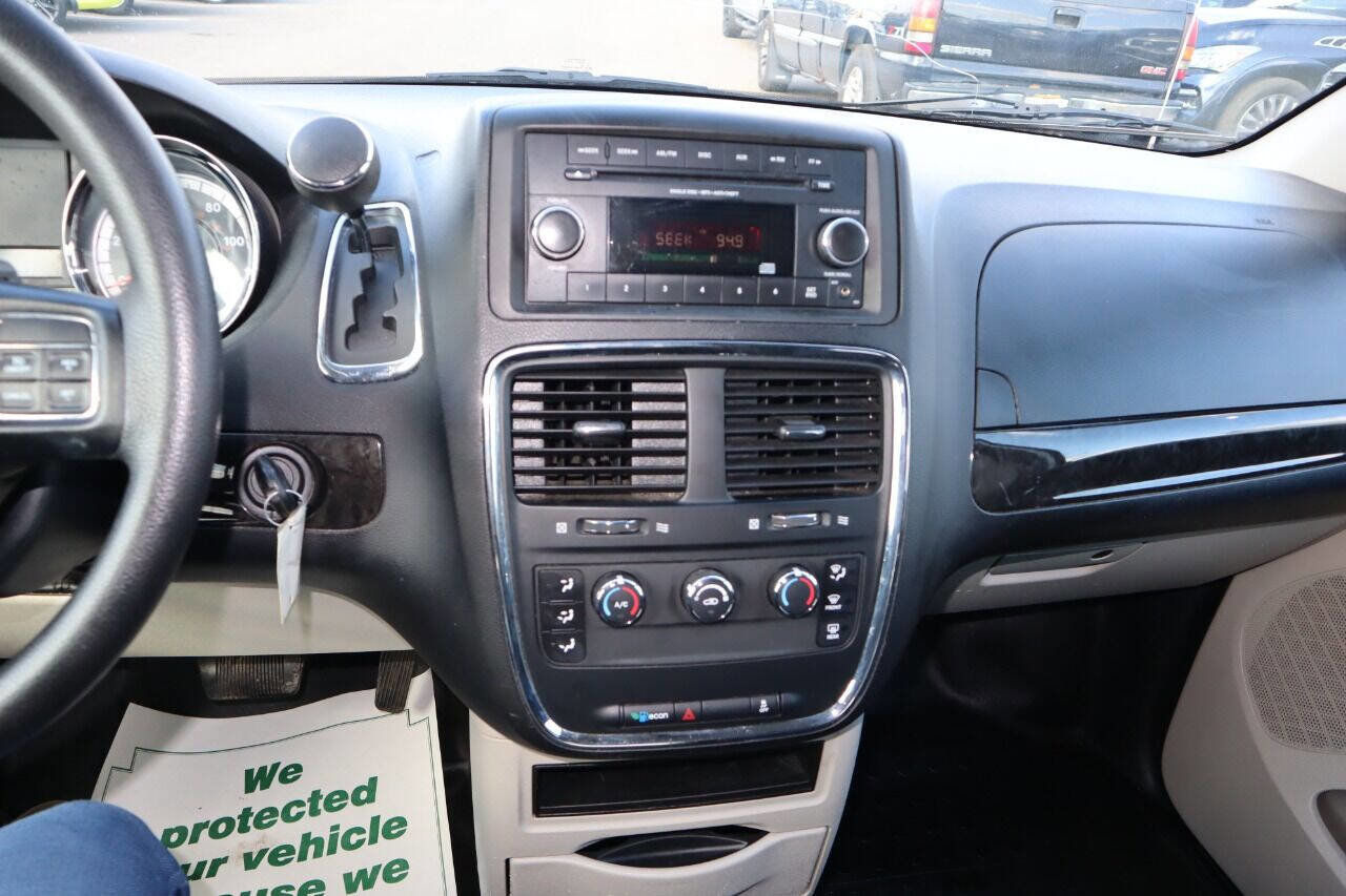Used 2013 RAM C/V Tradesman image 54