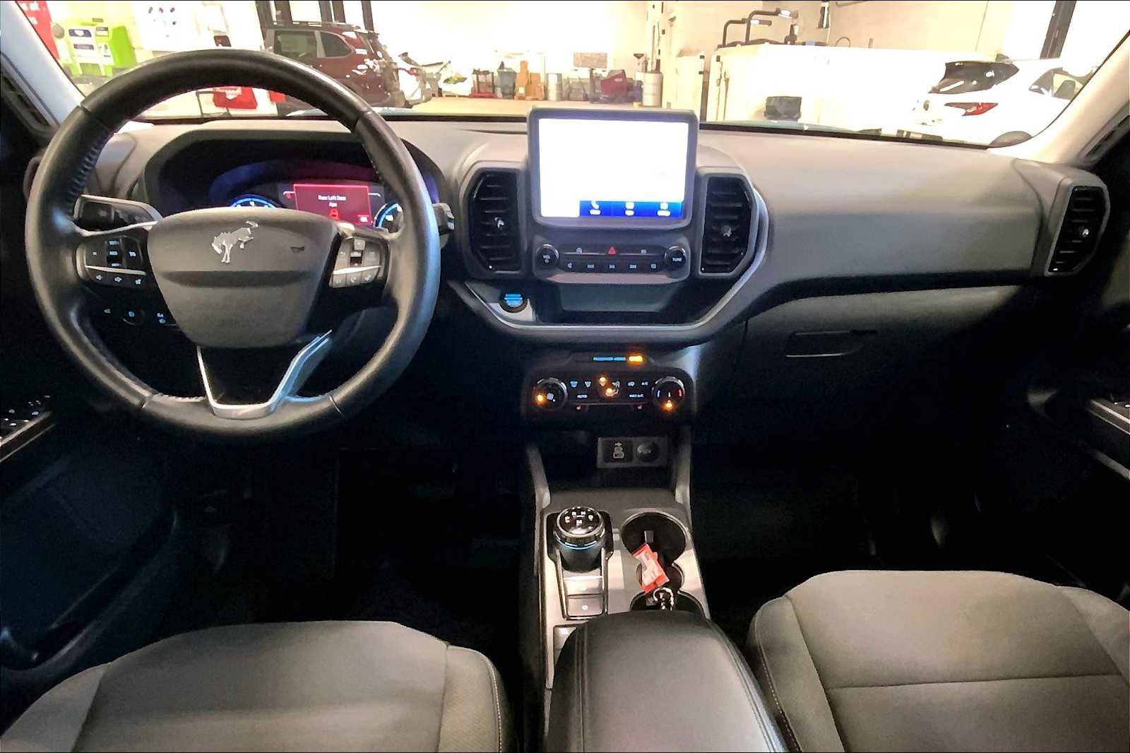 Used 2023 Ford Bronco Sport Badlands image 16