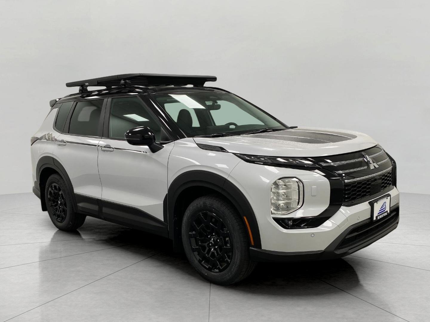 New 2025 Mitsubishi Outlander SE