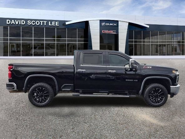 Used 2022 Chevrolet Silverado 3500 LTZ w/ LTZ Plus Package AWD/4WD image 7