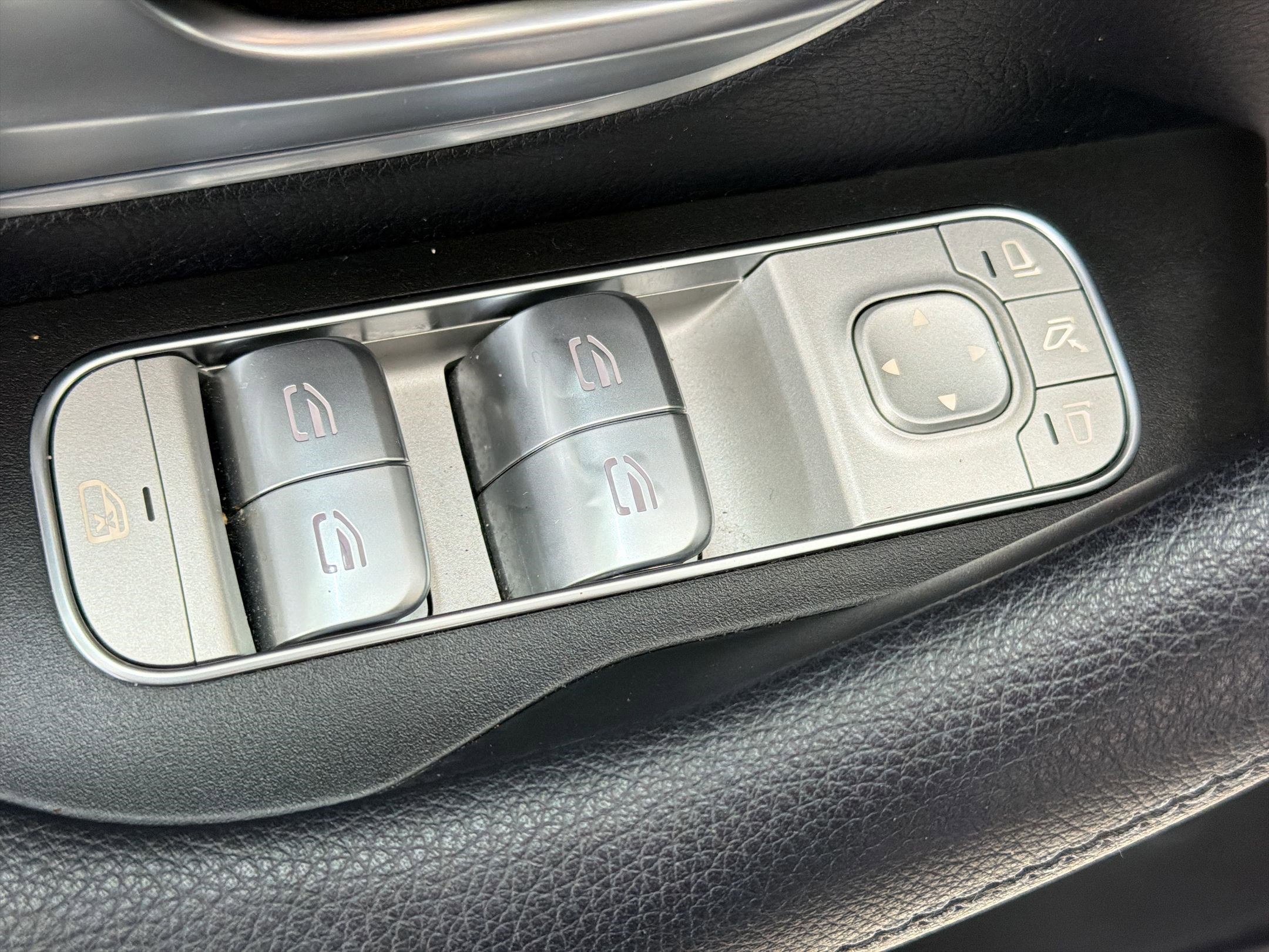 Used 2022 Mercedes-Benz GLE 350 4MATIC image 21