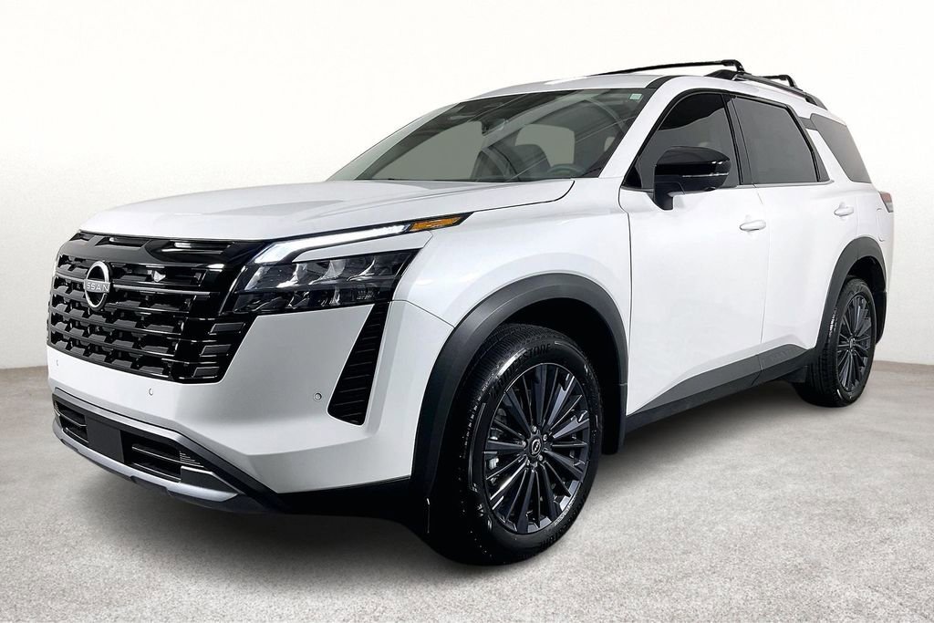 New 2026 Nissan Pathfinder SL image 5