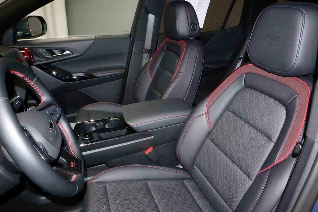 Used 2025 Chevrolet Equinox RS w/ Safety and Technology Package image 24