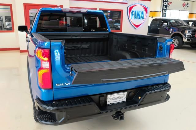 Used 2022 Chevrolet Silverado 1500 ZR2 w/ Technology Package image 52