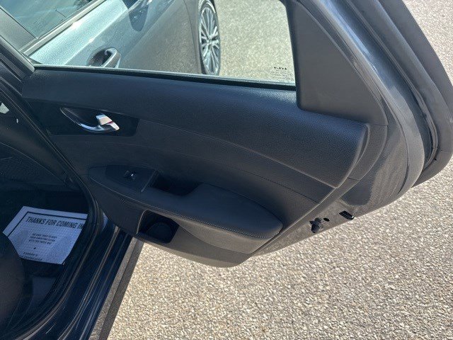 Used 2023 Kia Forte GT-Line image 15