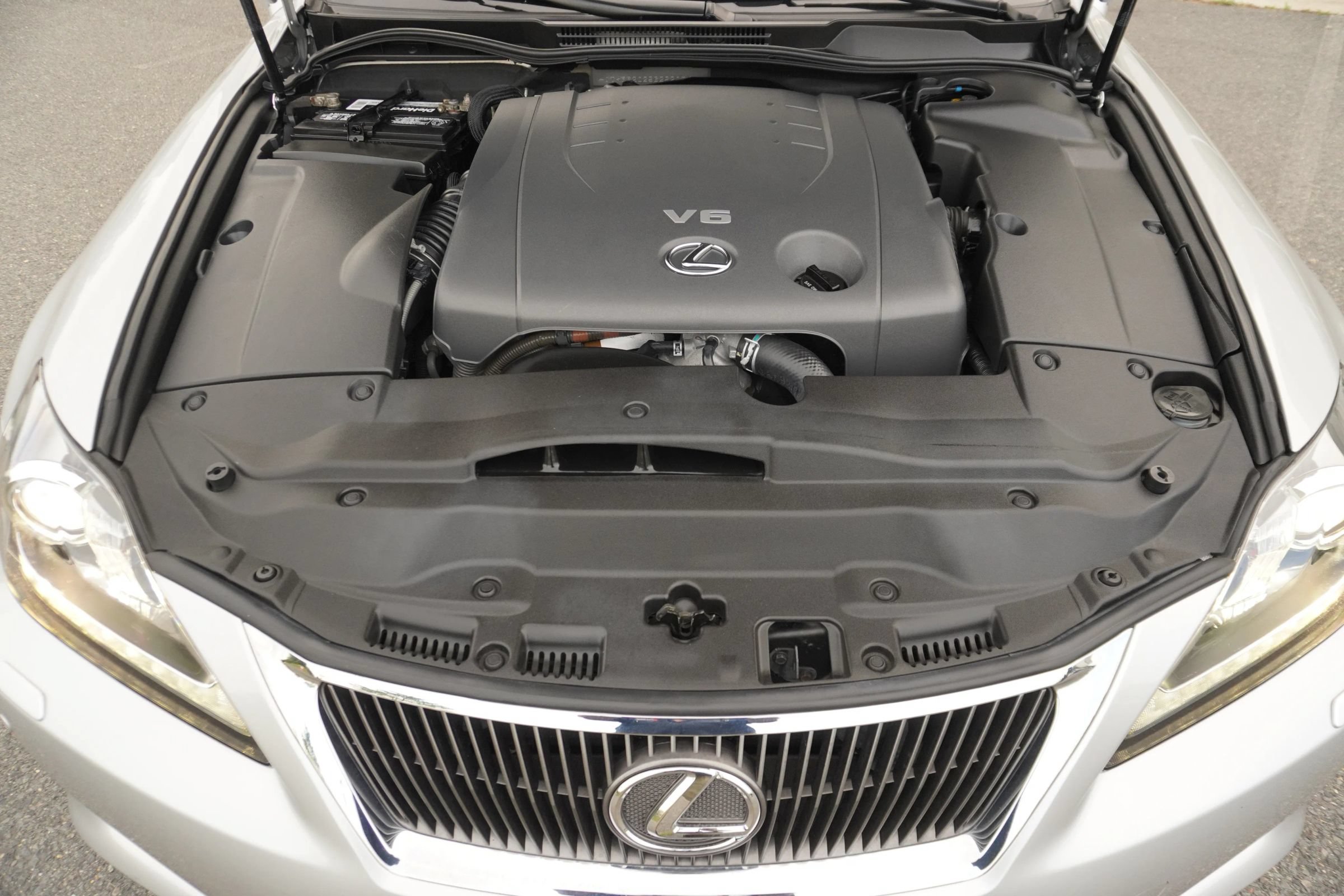 Used 2011 Lexus IS 250C RWD image 28