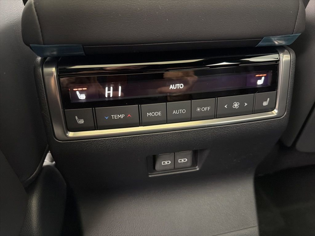 New 2026 Lexus GX 550 w/ Accessory Package (2T) image 7