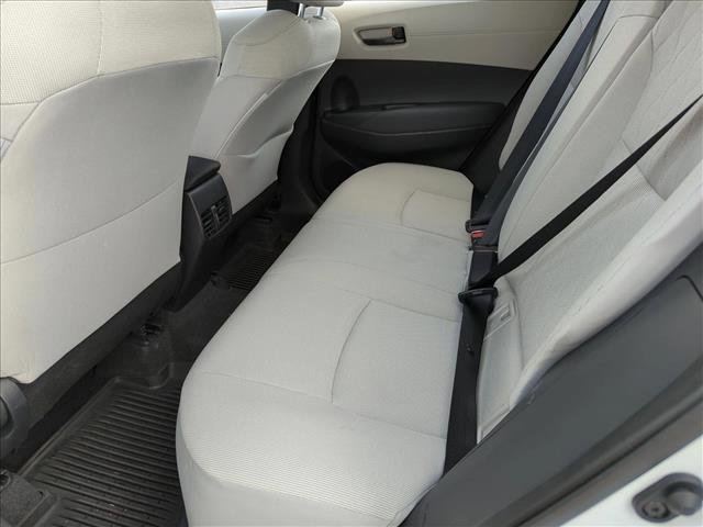 Used 2025 Toyota Corolla Cross L image 13