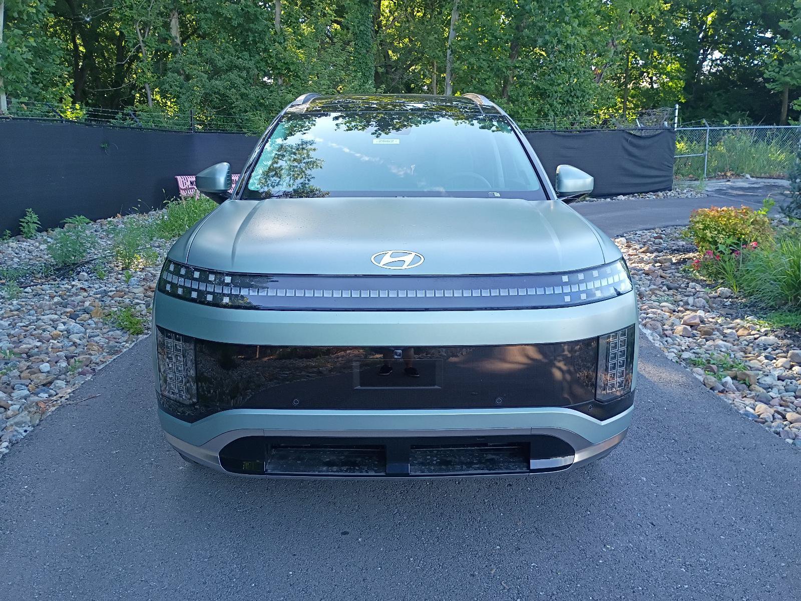 New 2026 Hyundai Ioniq 9 Calligraphy AWD/4WD image 8