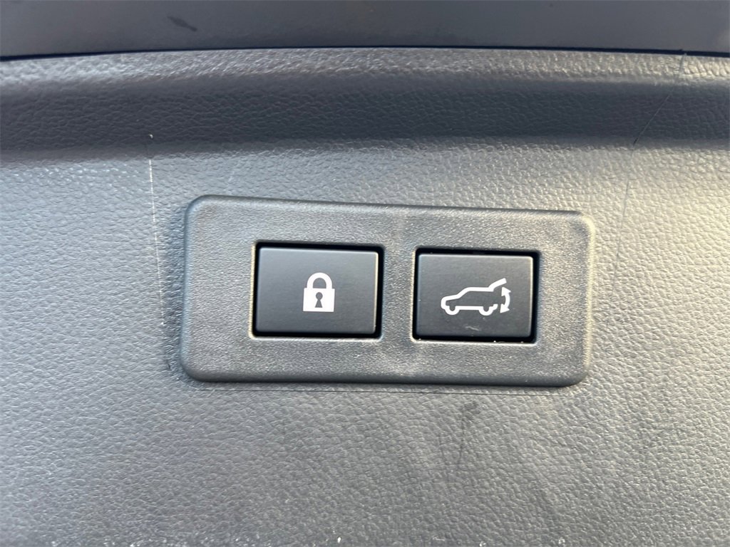 Certified 2025 Subaru Outback Limited image 22