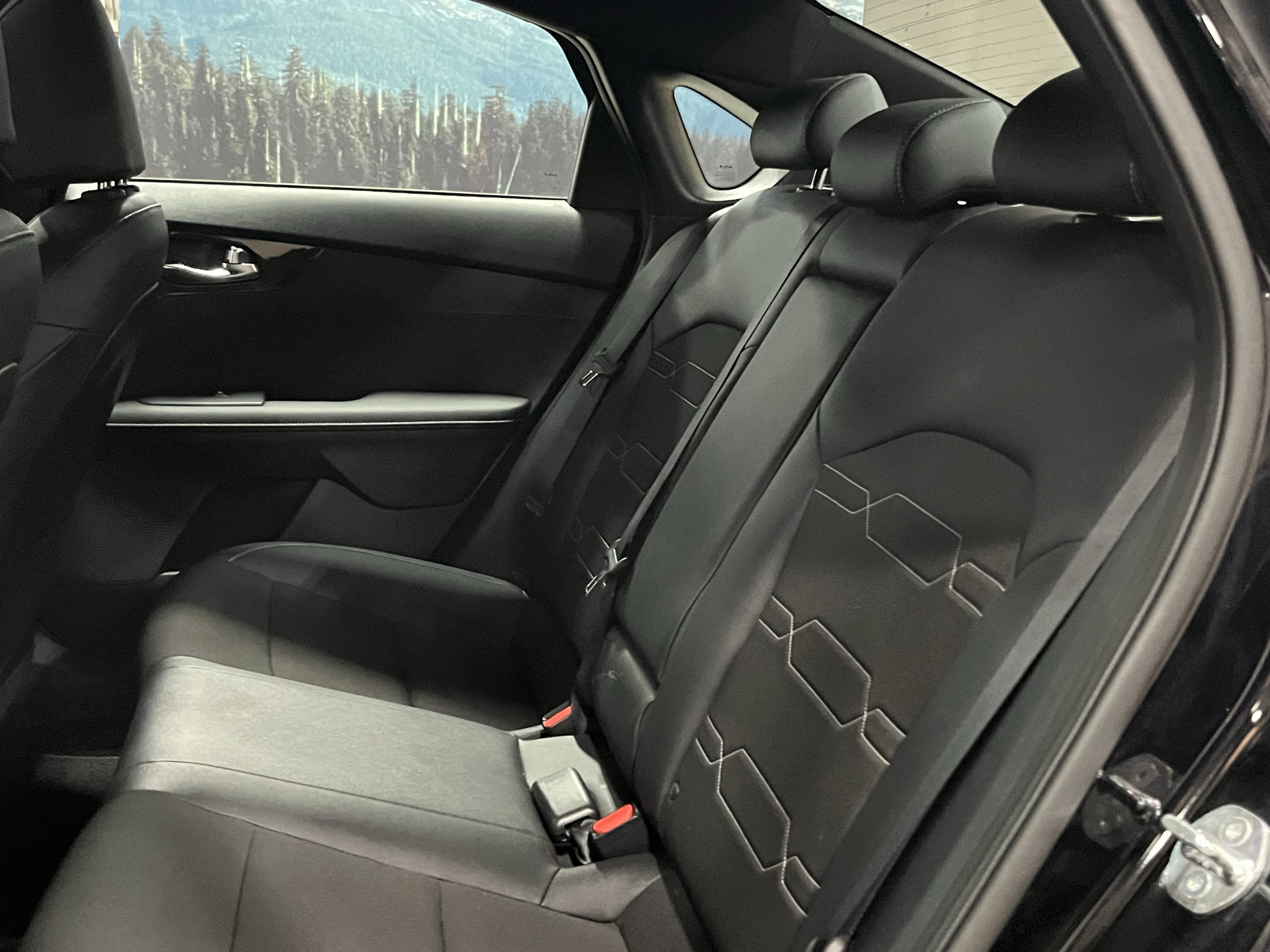 Used 2024 Kia Forte GT-Line w/ GT-Line Premium Package FWD image 14
