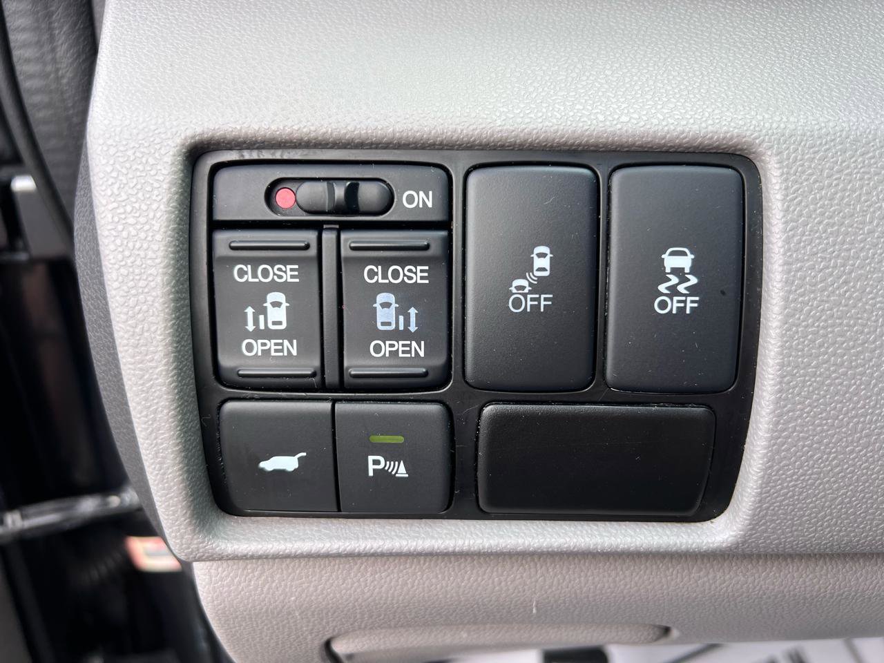 Used 2012 Honda Odyssey Touring image 10