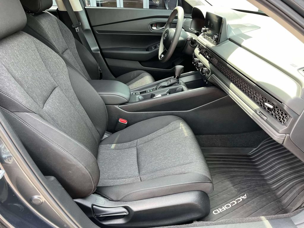 Used 2024 Honda Accord EX image 21