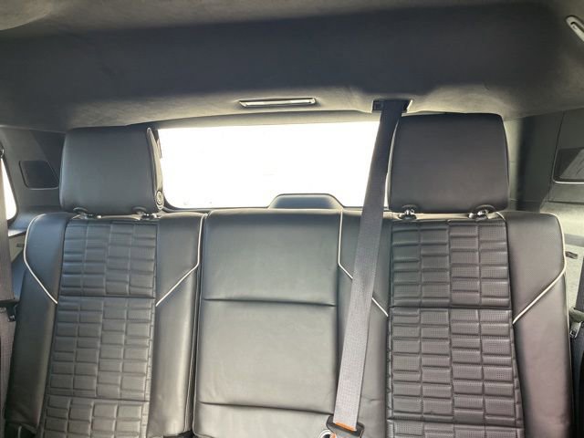 Used 2024 Cadillac Escalade Sport Platinum w/ LPO, ONYX Package image 12