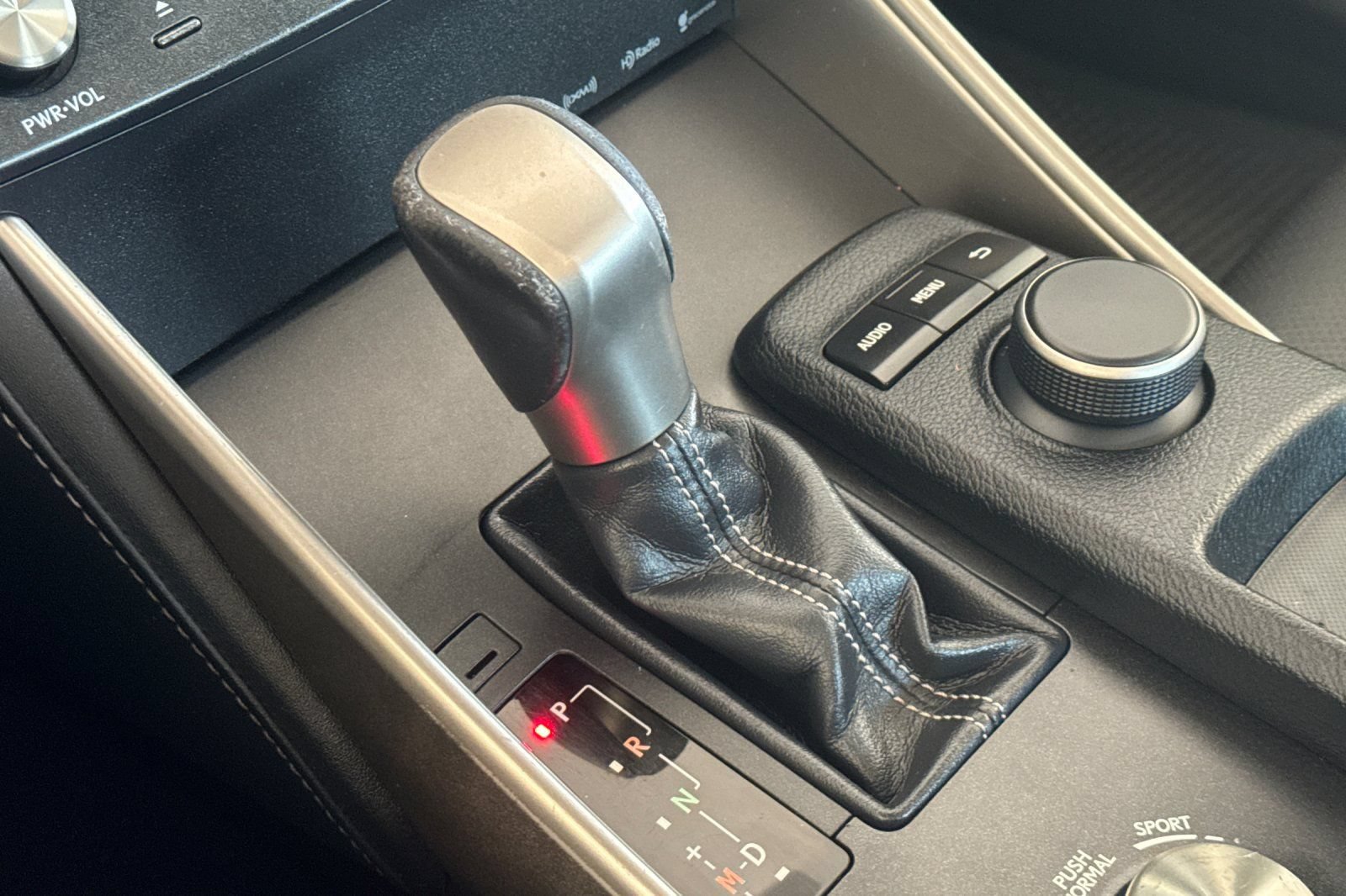 Used 2016 Lexus IS 200t RWD image 17