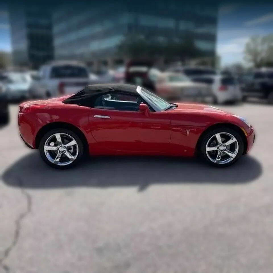Used 2007 Pontiac Solstice GXP w/ Premium Package RWD image 8