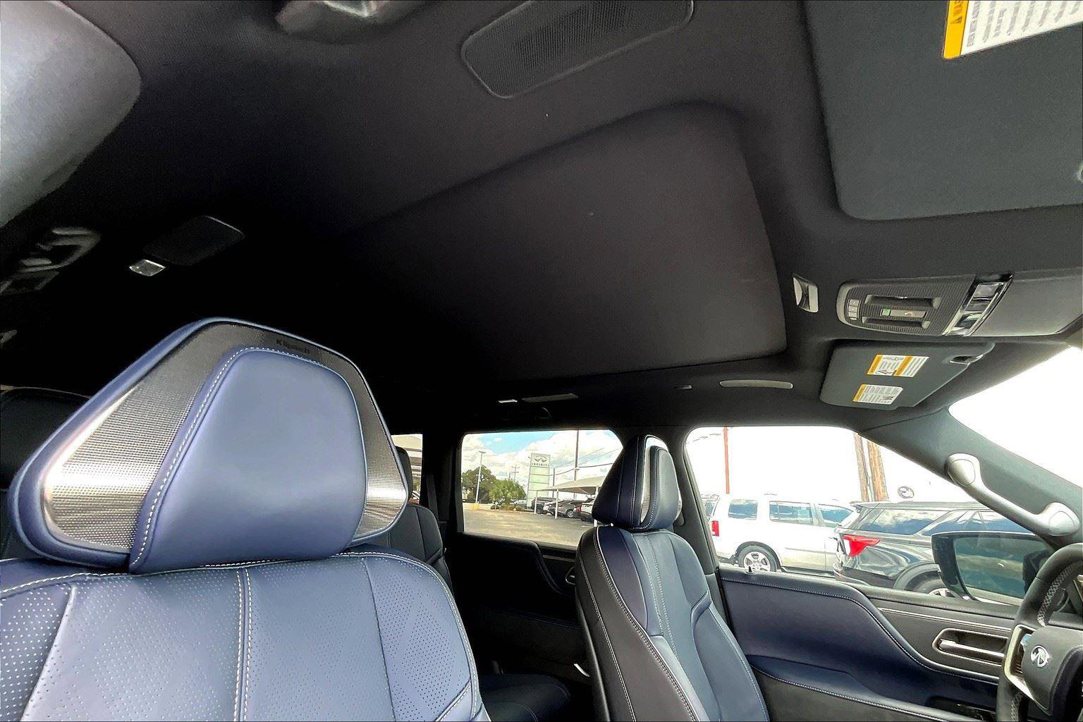 New 2026 INFINITI QX80 Sensory image 24