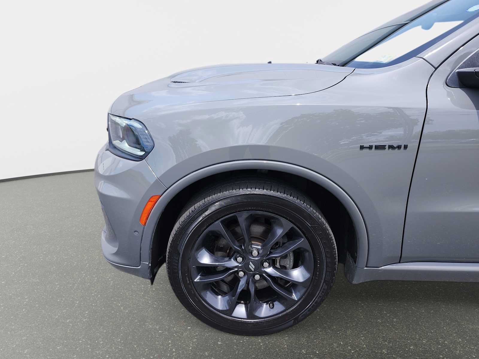 Used 2024 Dodge Durango R/T w/ Blacktop Package AWD/4WD image 10