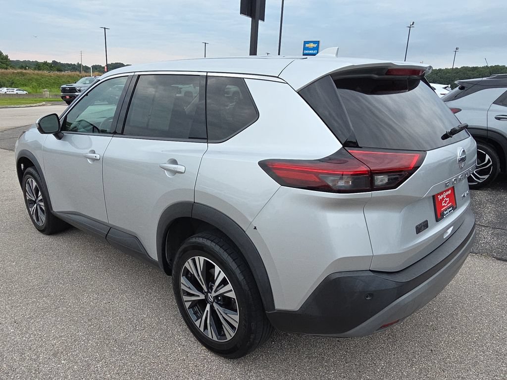 Used 2021 Nissan Rogue SV AWD/4WD image 6