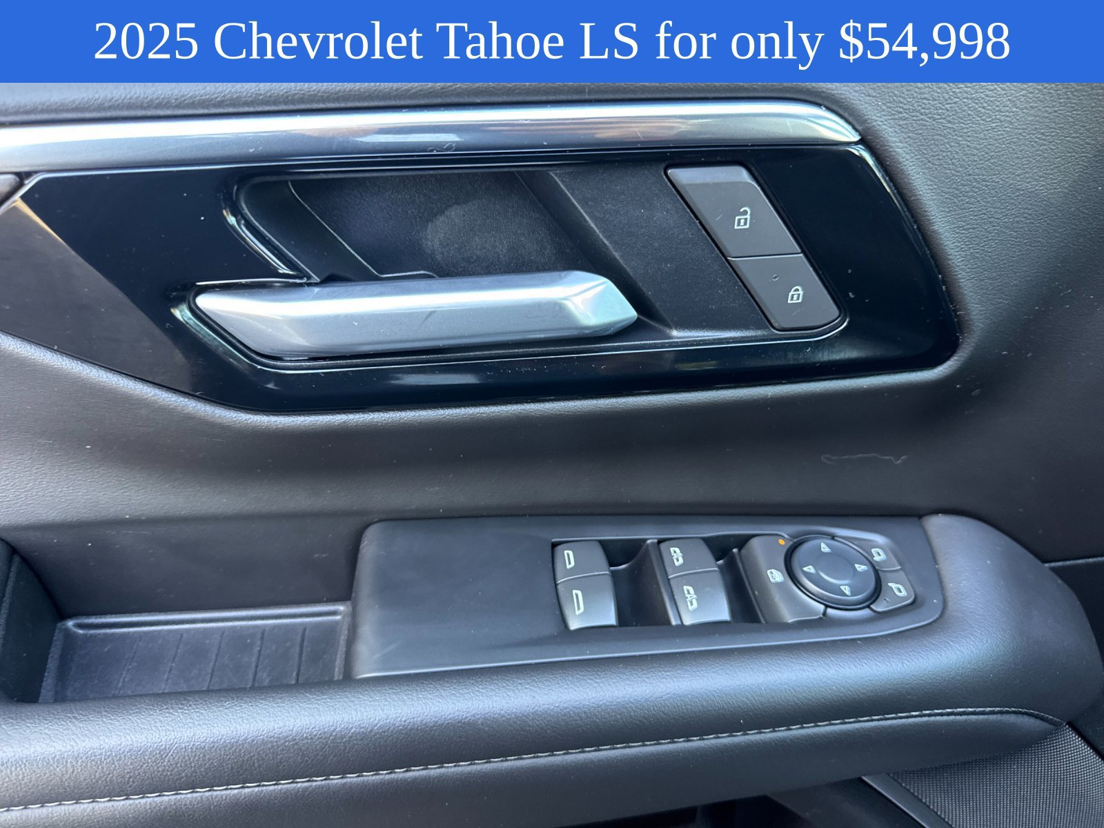 Used 2025 Chevrolet Tahoe LS RWD image 12
