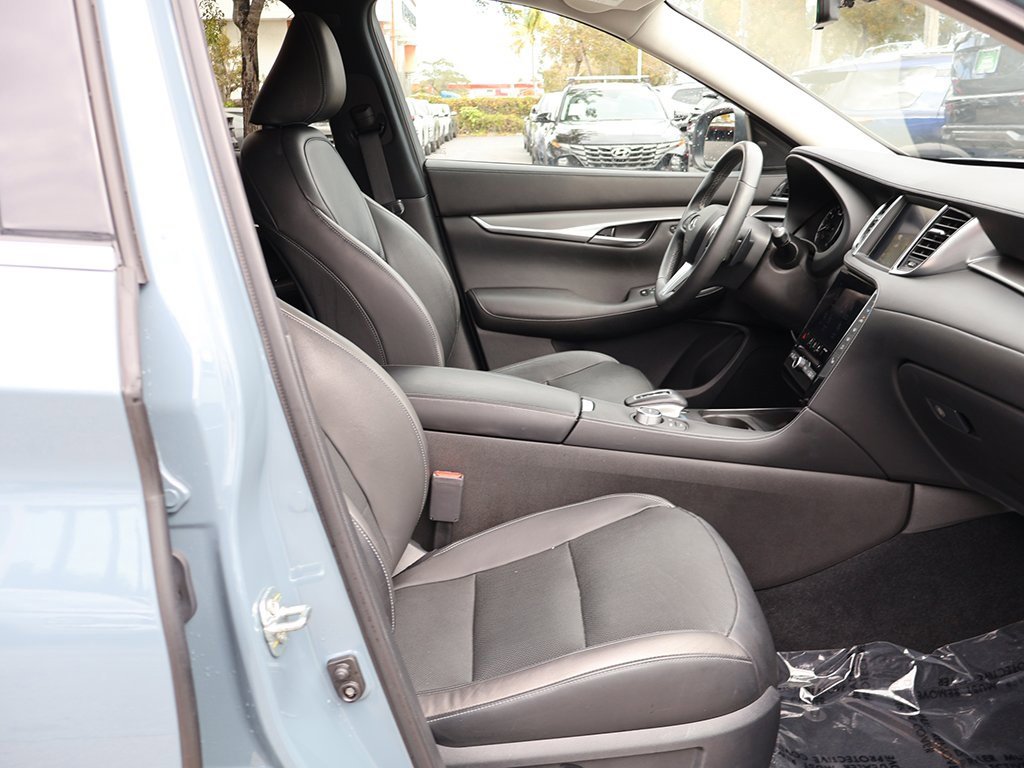 Used 2023 INFINITI QX50 Luxe image 29