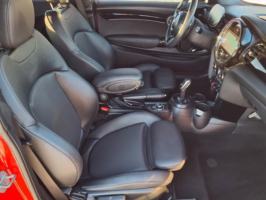 Used 2023 MINI Cooper S image 13