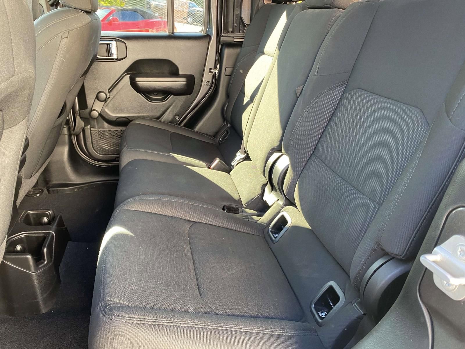 Used 2021 Jeep Gladiator Sport image 12