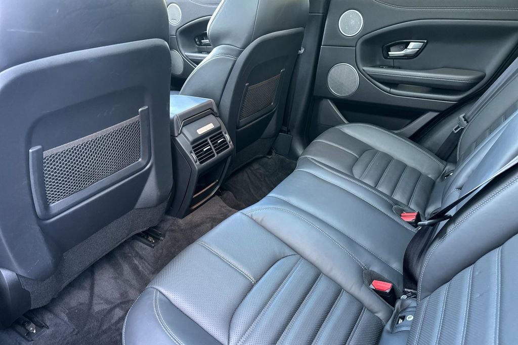 Used 2017 Land Rover Range Rover Evoque HSE Dynamic image 12