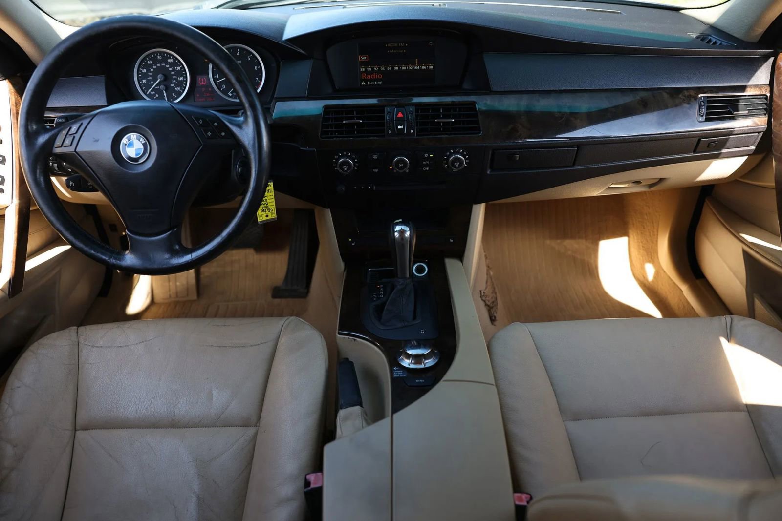 Used 2006 BMW 530xi Wagon image 2