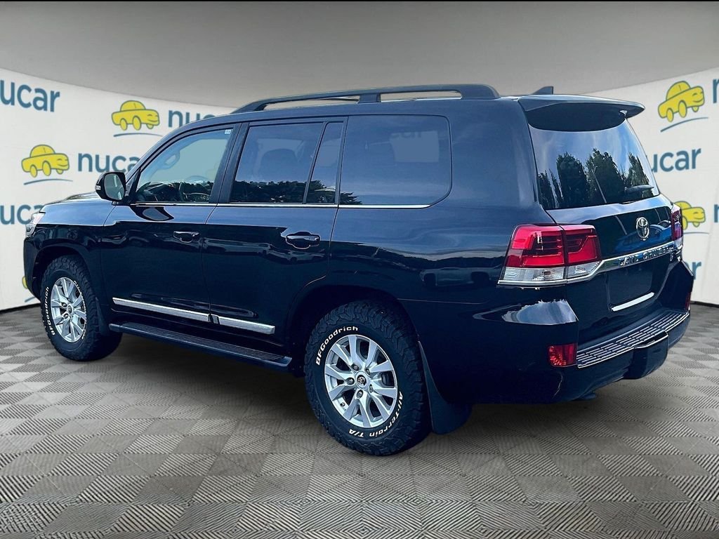 Used 2016 Toyota Land Cruiser AWD/4WD image 5