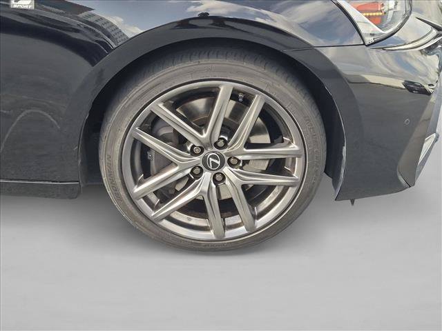 Used 2019 Lexus IS 300 F Sport w/ F Sport Package RWD image 24
