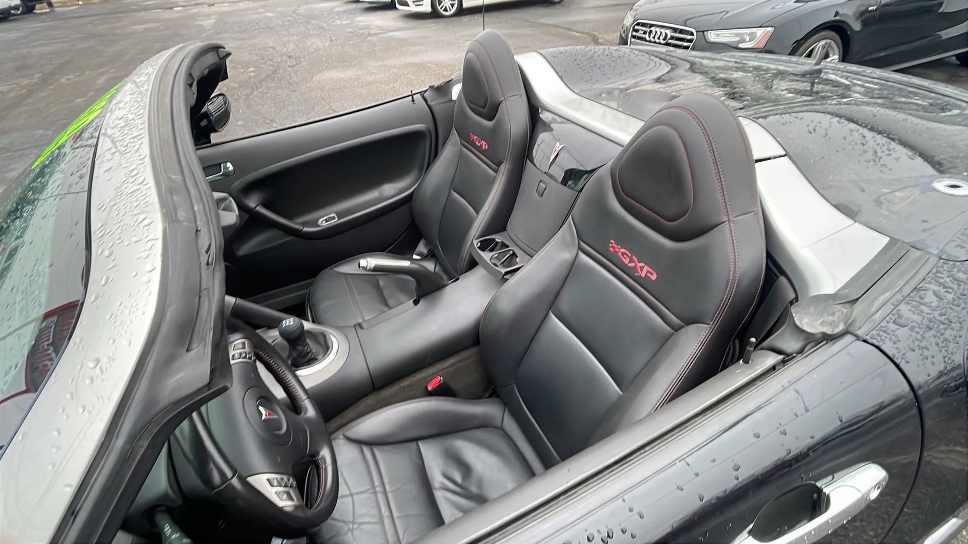 Used 2008 Pontiac Solstice GXP w/ Premium Package image 17