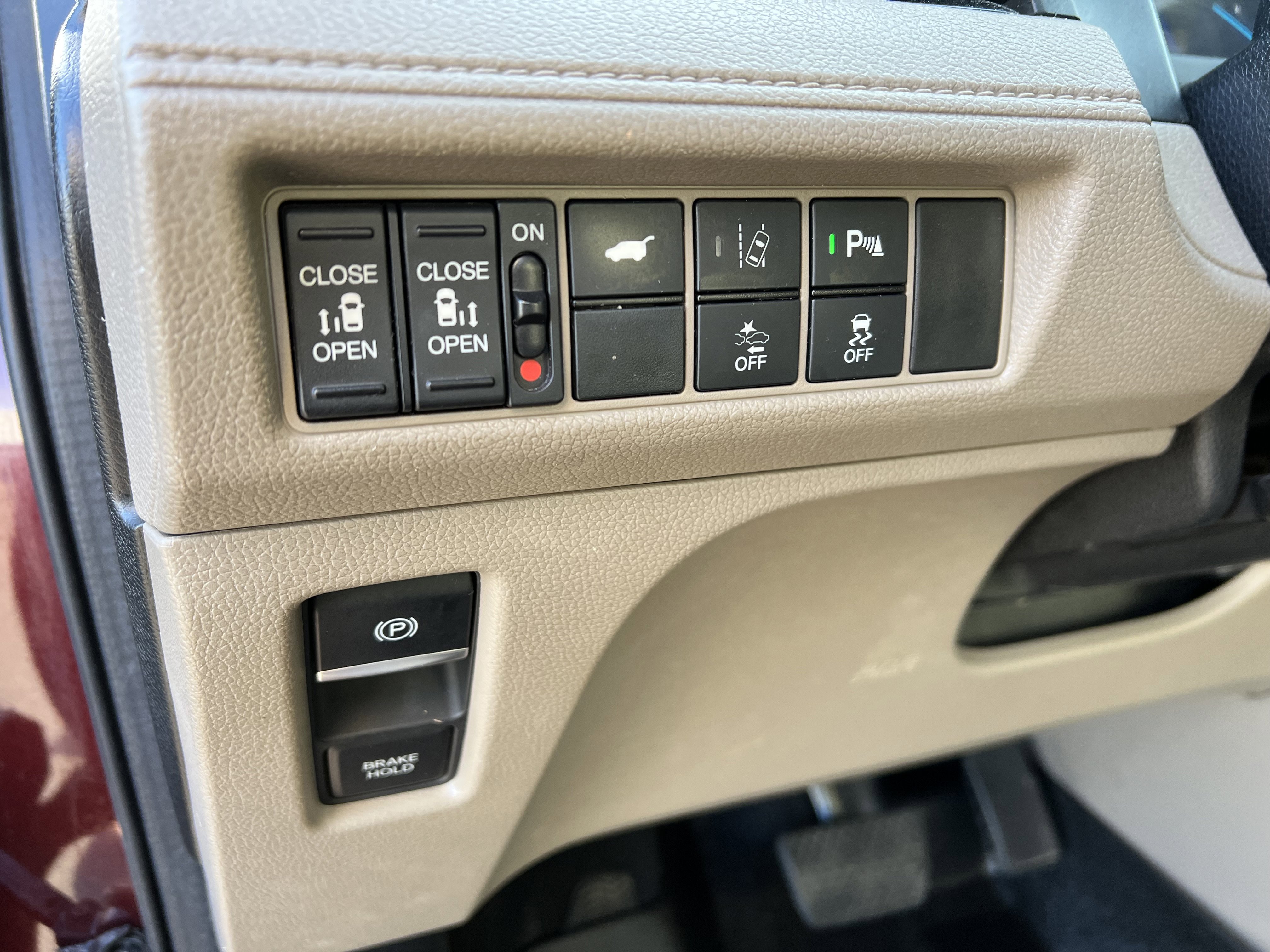 Used 2018 Honda Odyssey Elite image 22