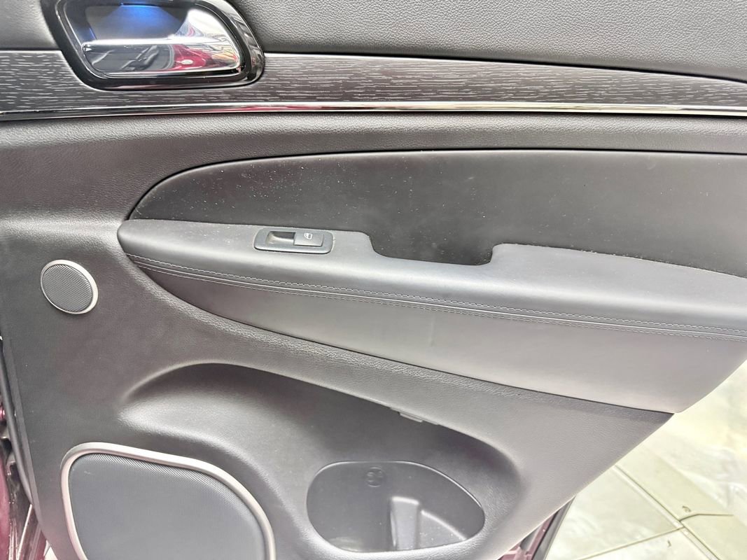 Used 2020 Jeep Grand Cherokee High Altitude image 18