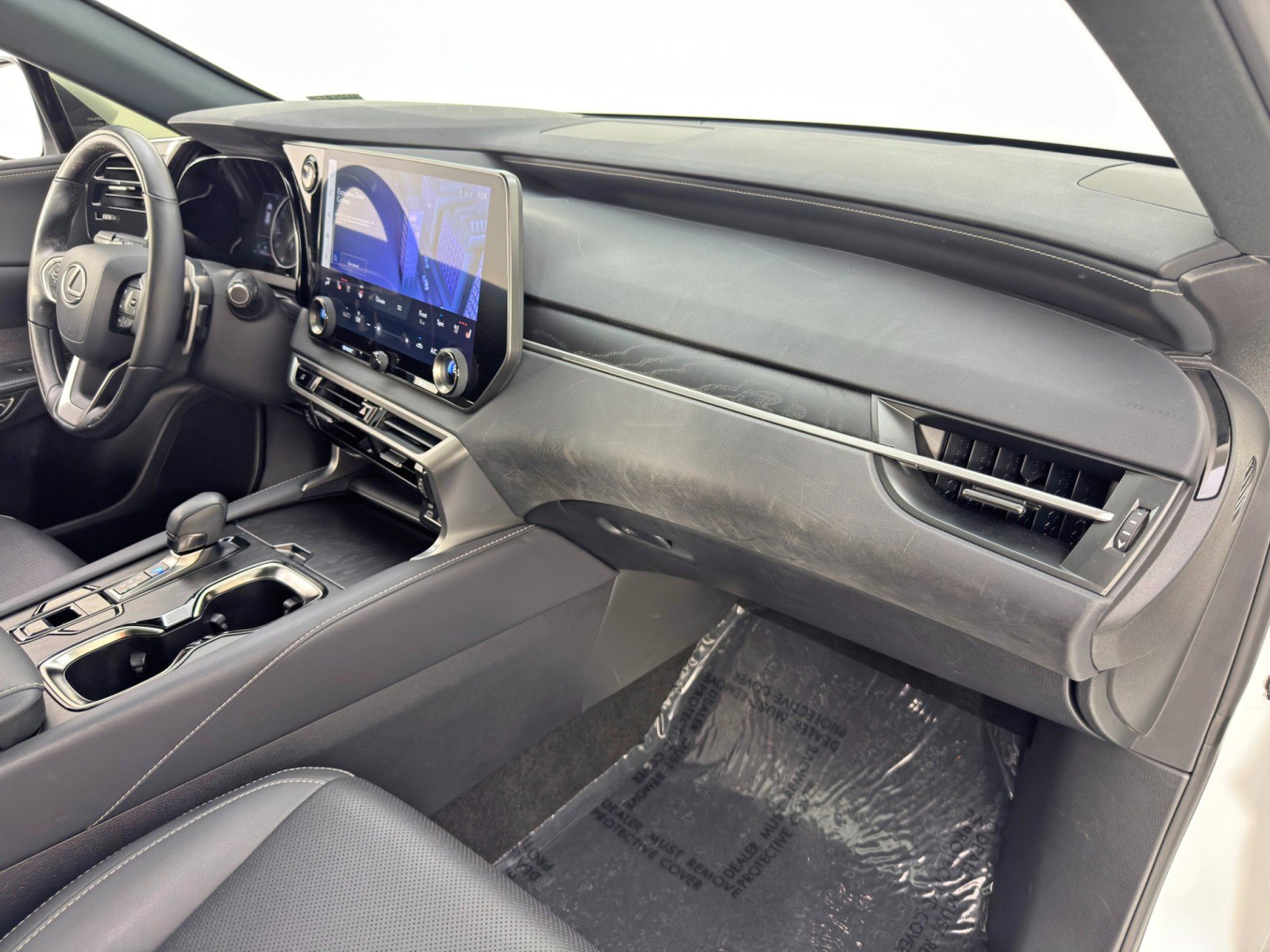 Used 2024 Lexus RX 350 Premium w/ Accessory Package (Z1) FWD image 15