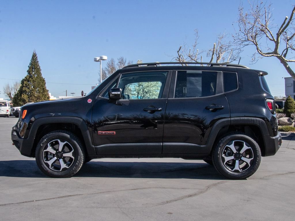 Used 2022 Jeep Renegade Trailhawk image 4