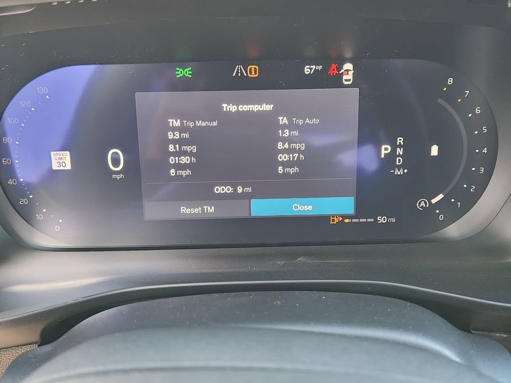 New 2026 Volvo XC40 B5 Plus w/ Protection Package Premier AWD/4WD image 7