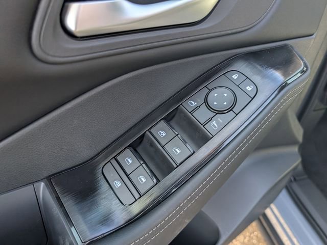 New 2026 Nissan Rogue SV AWD/4WD image 16