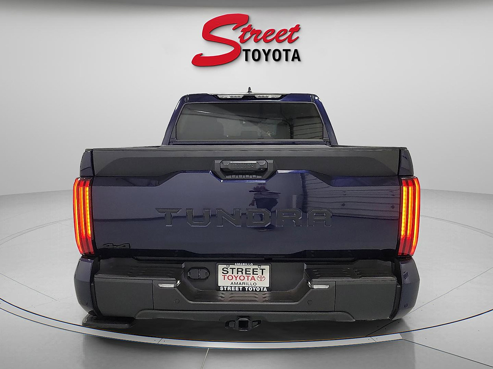 Certified 2025 Toyota Tundra SR5 w/ SR5 Convenience Package AWD/4WD image 3