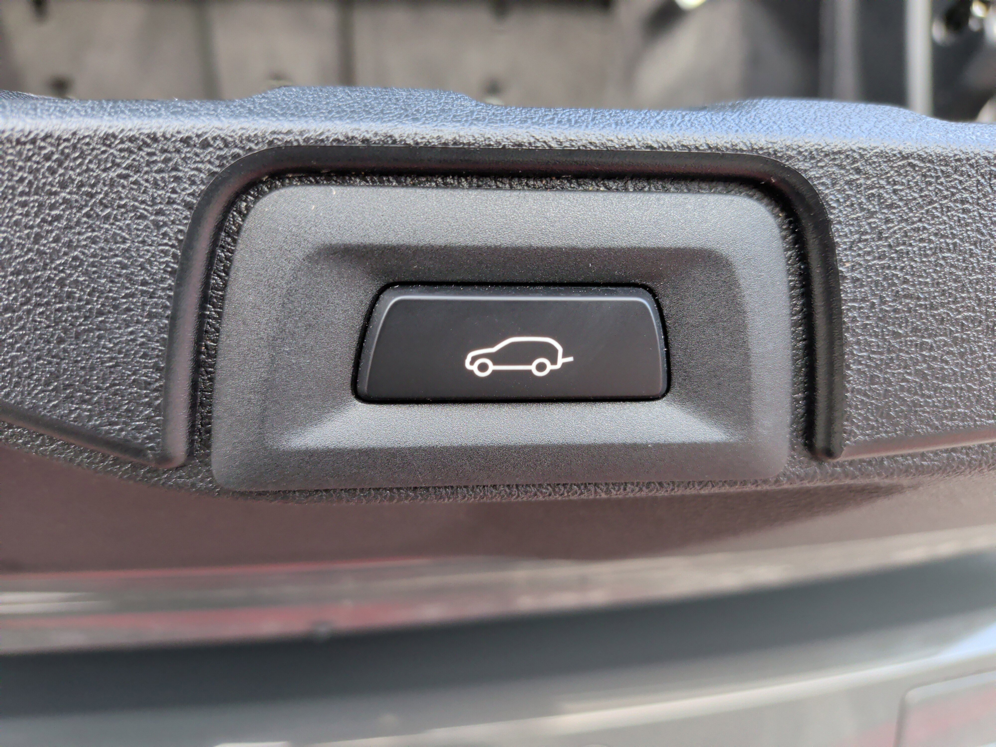 Certified 2025 BMW X5 M60i w/ Climate Comfort Package image 42