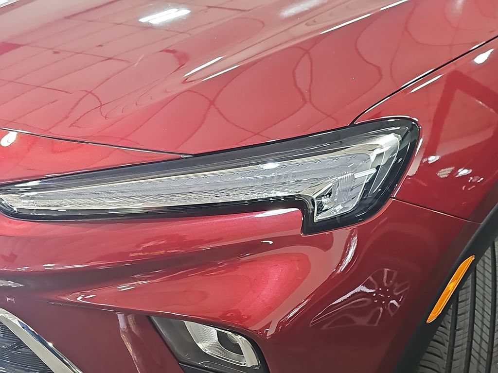 Certified 2025 Buick Encore GX Preferred FWD image 35