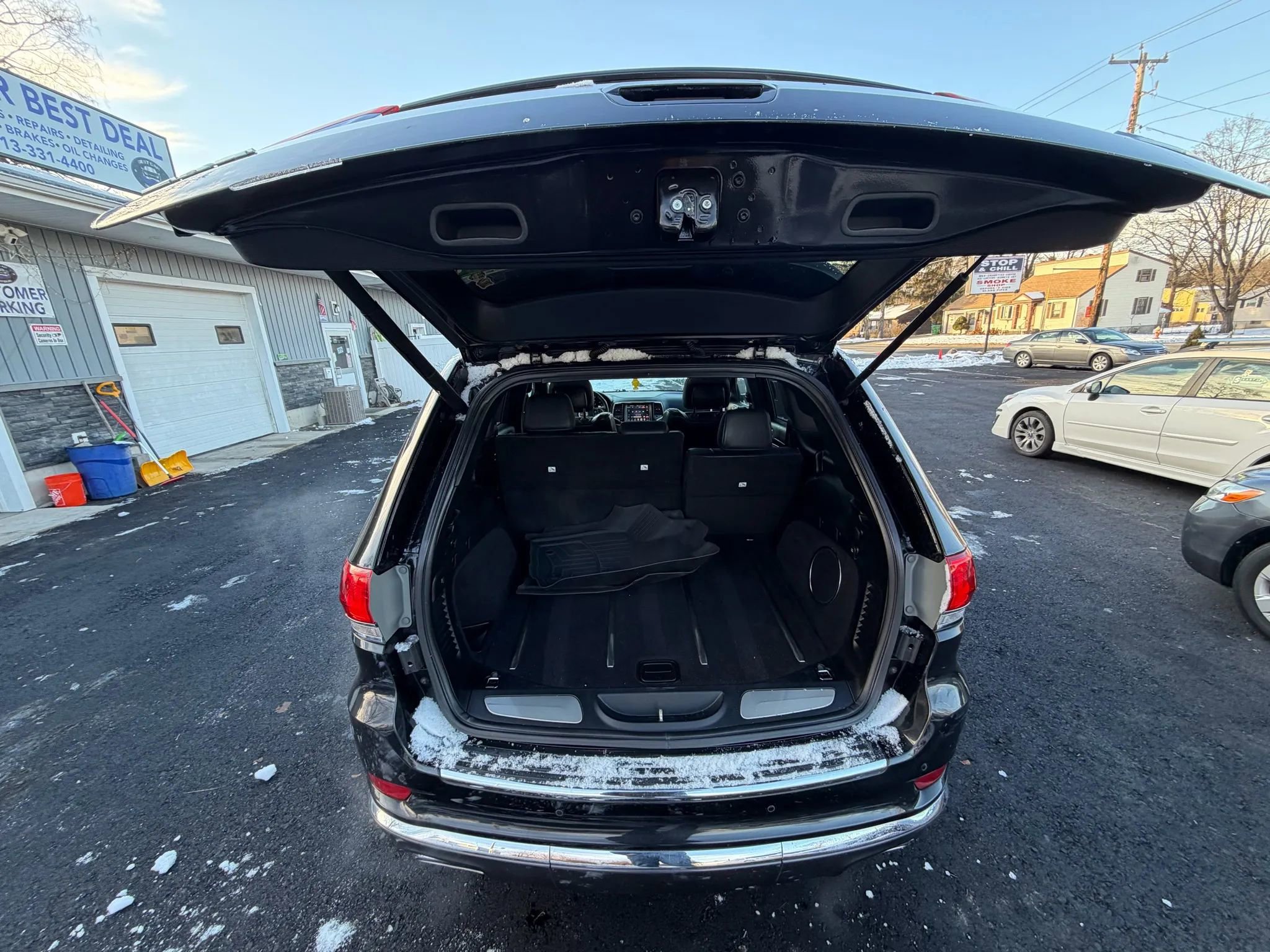 Used 2014 Jeep Grand Cherokee Summit image 17