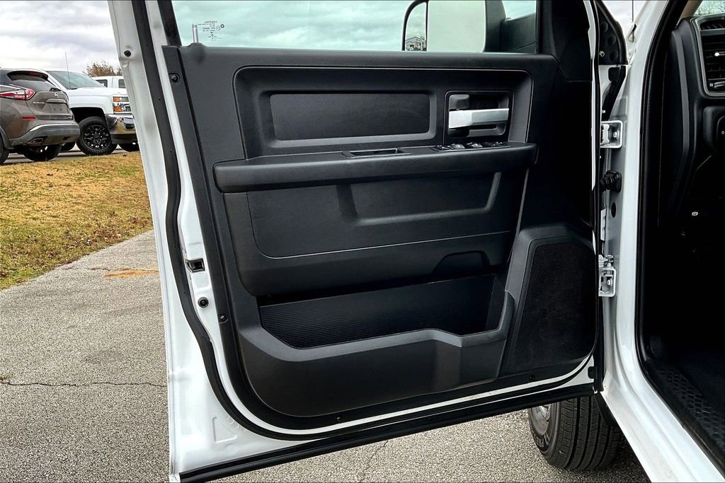 Used 2019 RAM 3500 Tradesman image 20