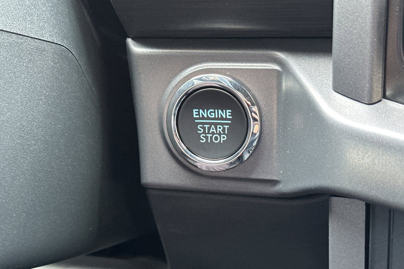 New 2026 Ford F150 XLT w/ Equipment Group 302A MID image 22