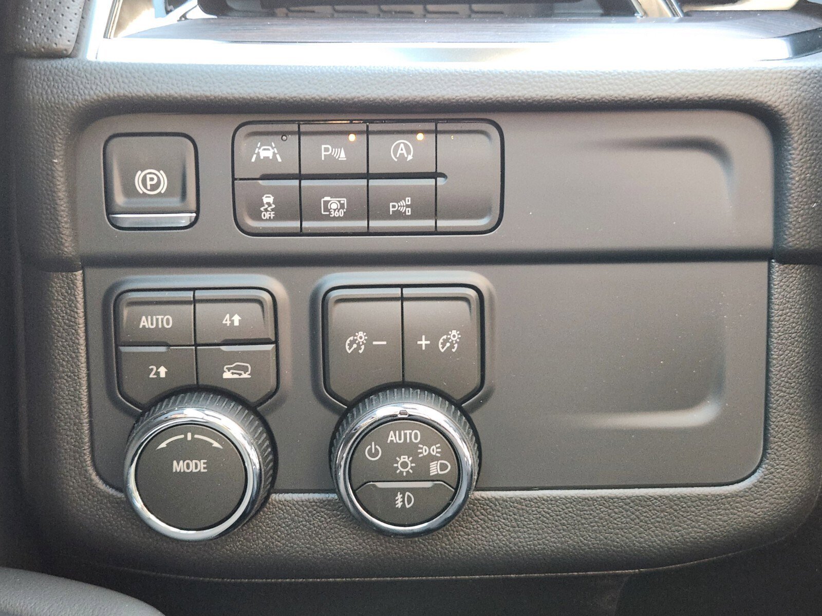 New 2026 Chevrolet Tahoe Premier image 18