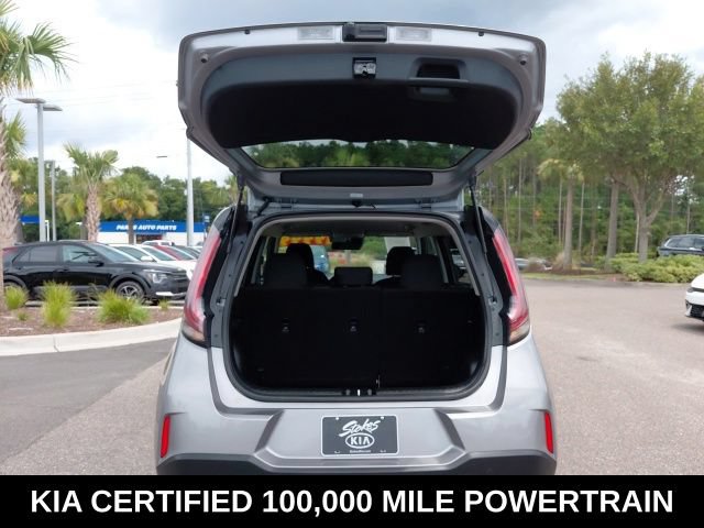 Certified 2025 Kia Soul LX w/ LX Technology Package FWD image 25