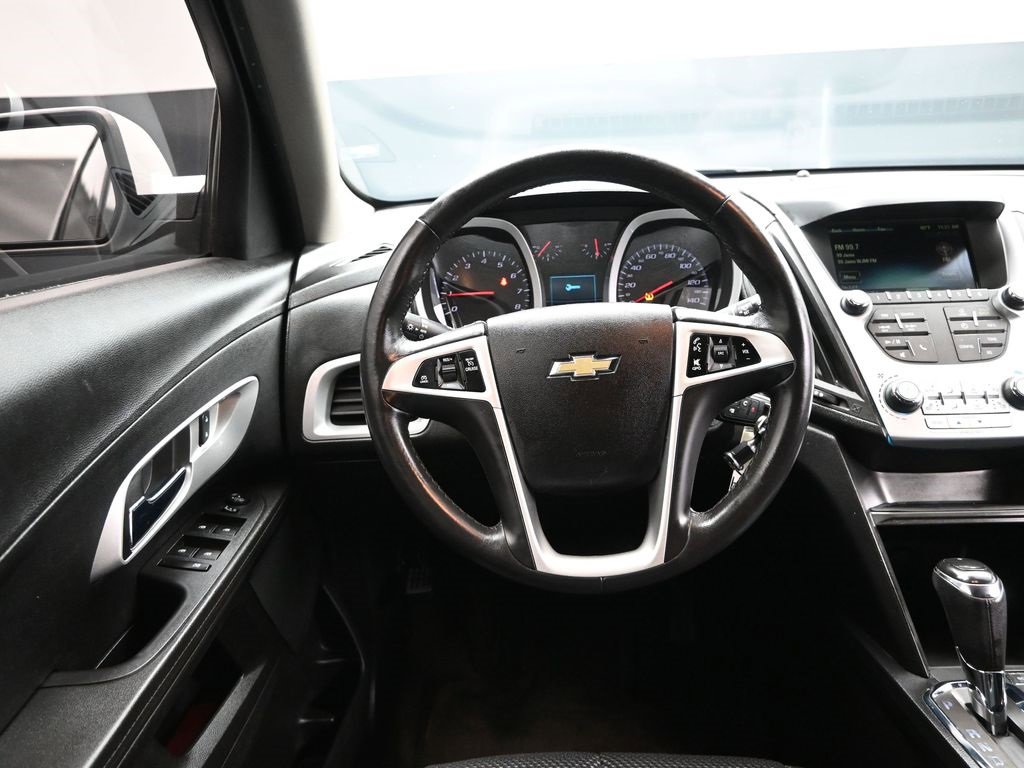 Used 2017 Chevrolet Equinox LT w/ Convenience Package image 30